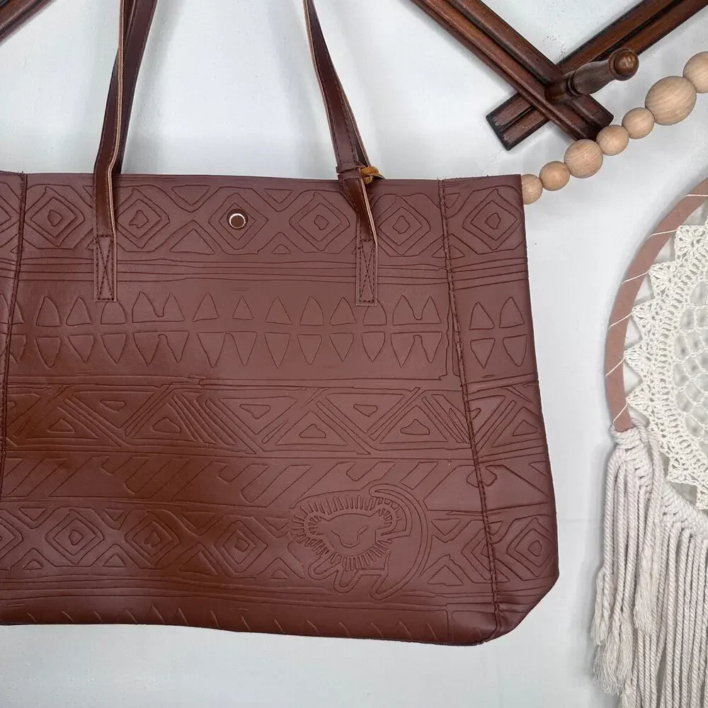 NEW Disney Lion King Faux Leather Shoulder Bag